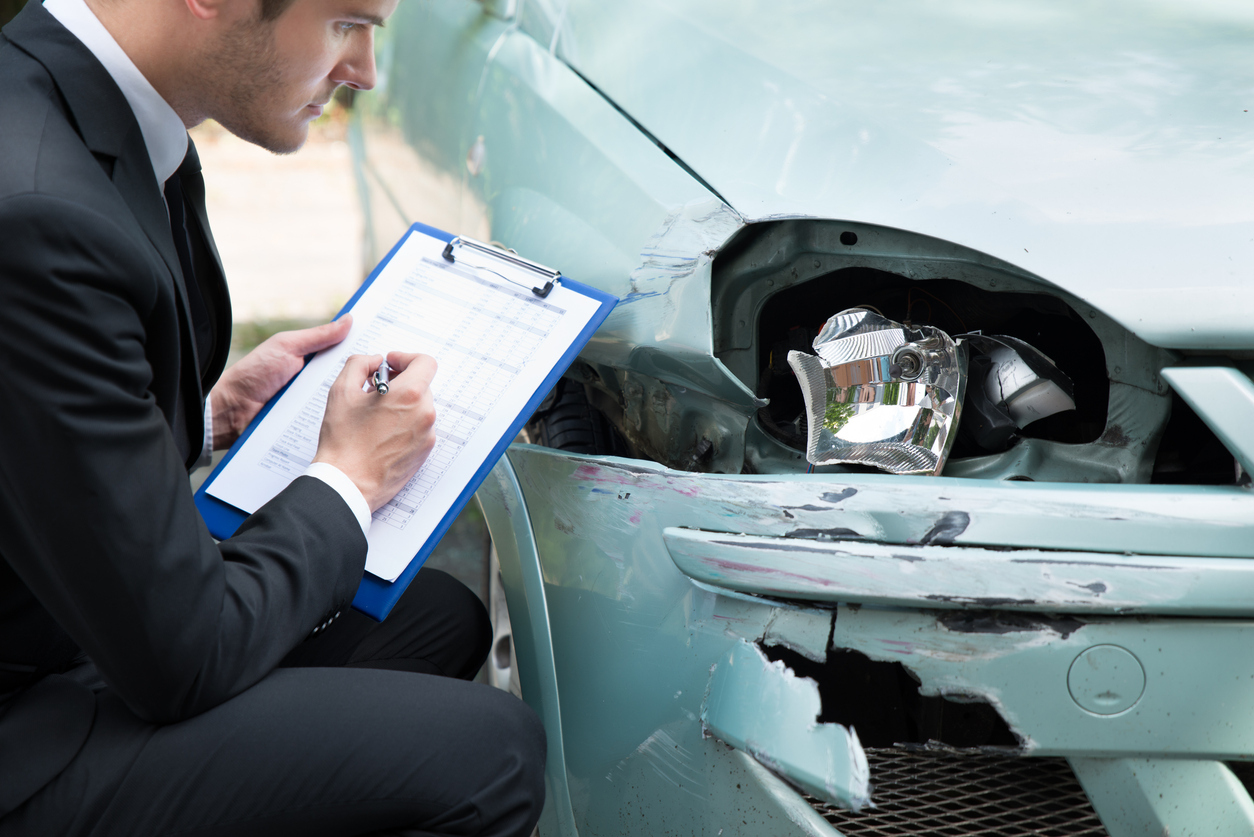 What Does a Car Accident Lawyer Do?